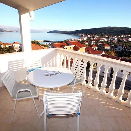 Apartman Nakir Slatine