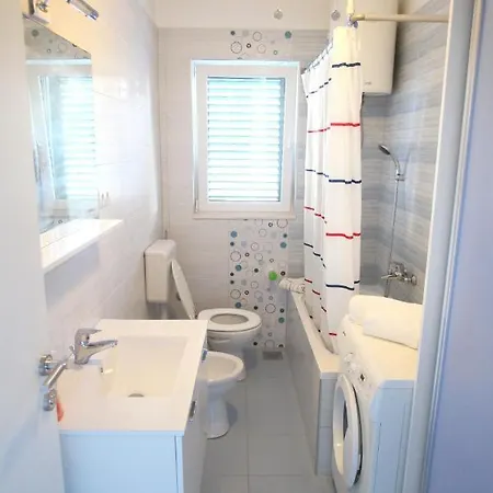 Nakir Apartment *